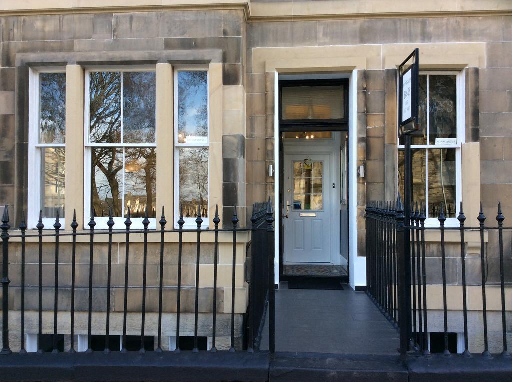 Ramsay'S Bed & Breakfast Edinburgh Bagian luar foto