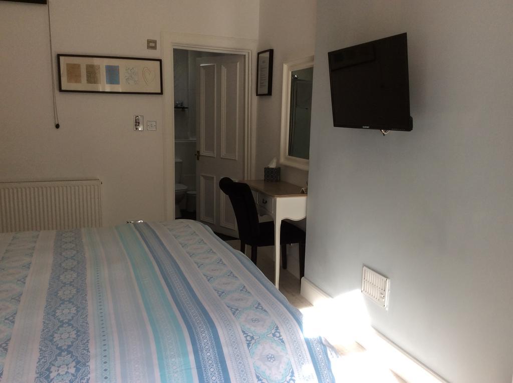Ramsay'S Bed & Breakfast Edinburgh Bagian luar foto