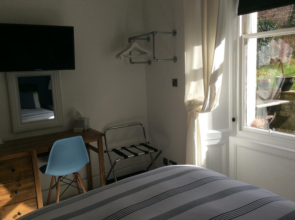 Ramsay'S Bed & Breakfast Edinburgh Bagian luar foto
