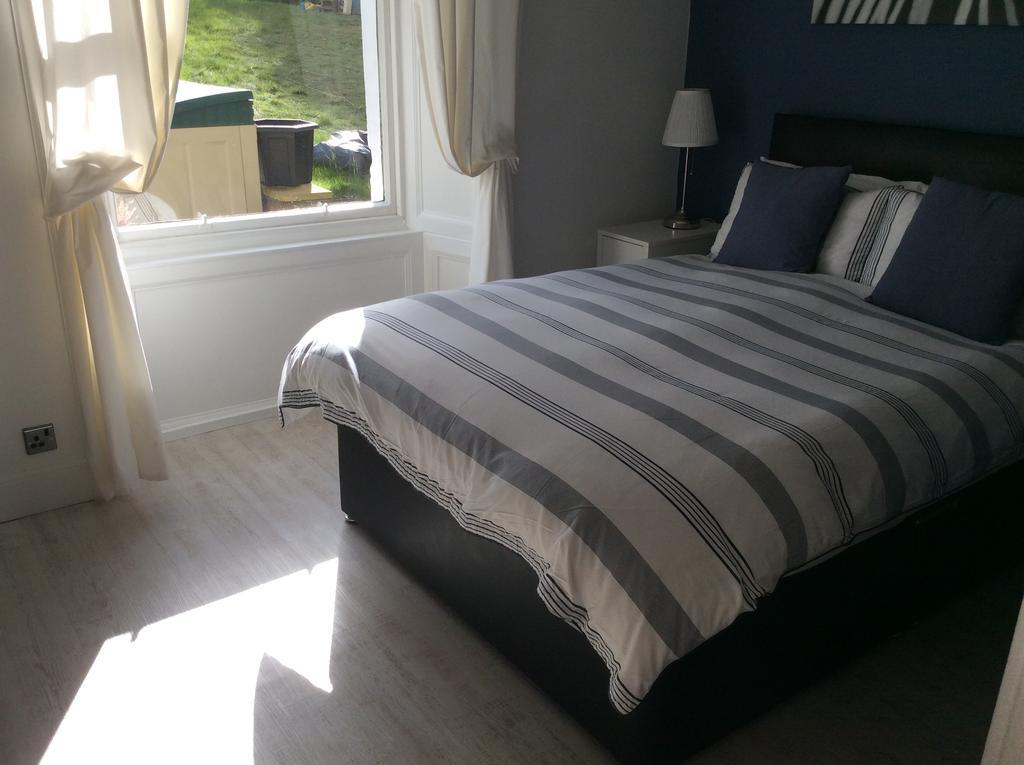 Ramsay'S Bed & Breakfast Edinburgh Bagian luar foto